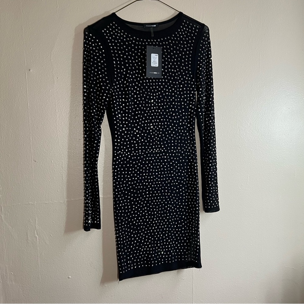 Black dress Fashionnova